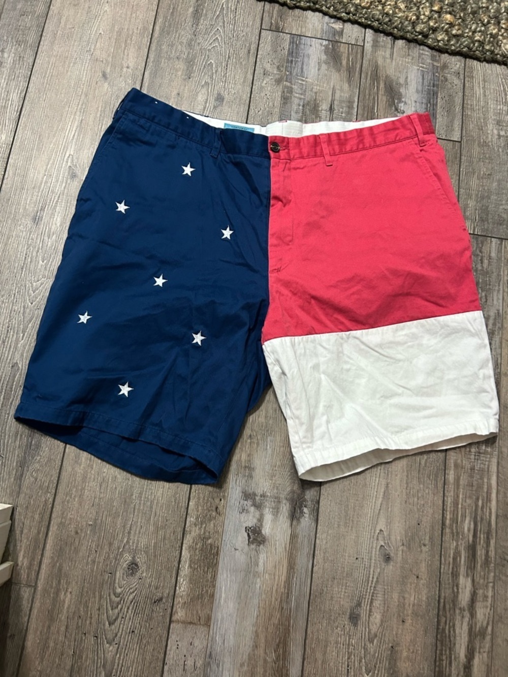 Castaway Nantucket Men's Navy, Red & White Colorblock Star Shorts Patriotic